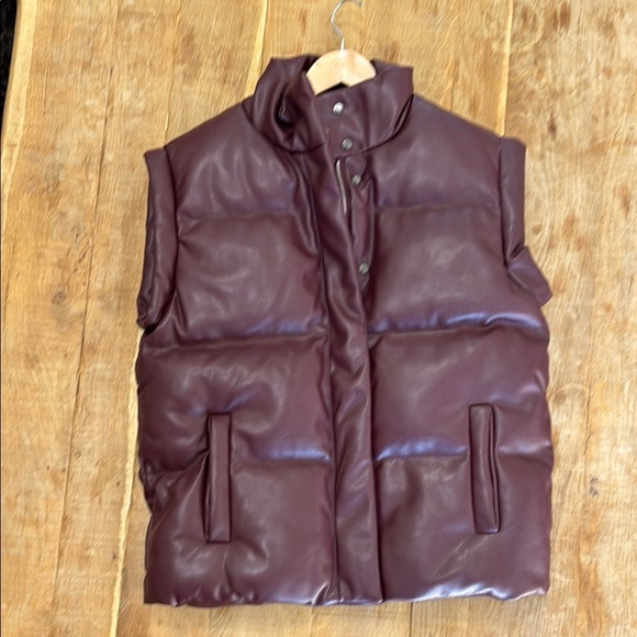 Peter Som Other - Peter Som Brown Quilted Vest Water-Resistant